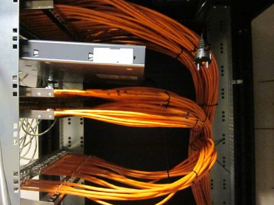 Rede estruturada de informática na sede da Transinsular